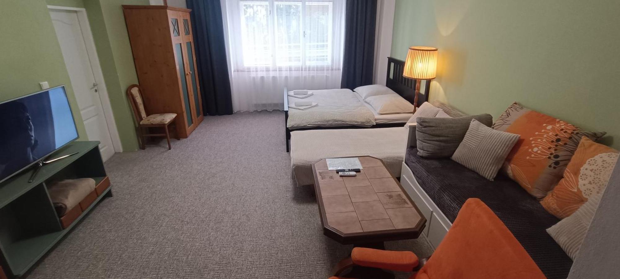Apartman Horni Slavkov Hodinarstvi Zewnętrze zdjęcie