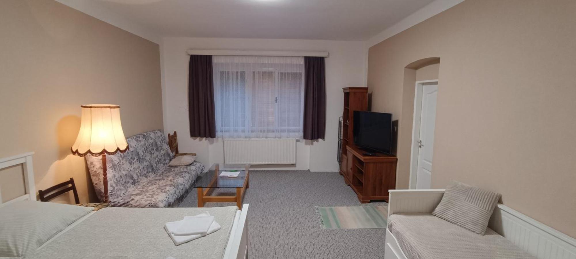 Apartman Horni Slavkov Hodinarstvi Zewnętrze zdjęcie